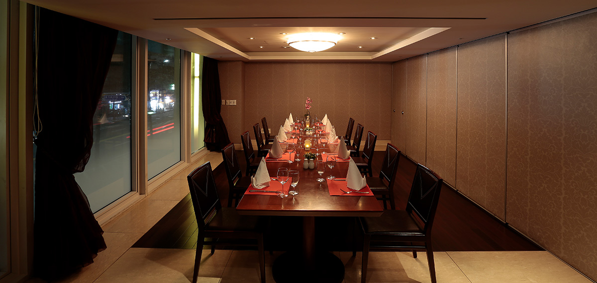 restaurant